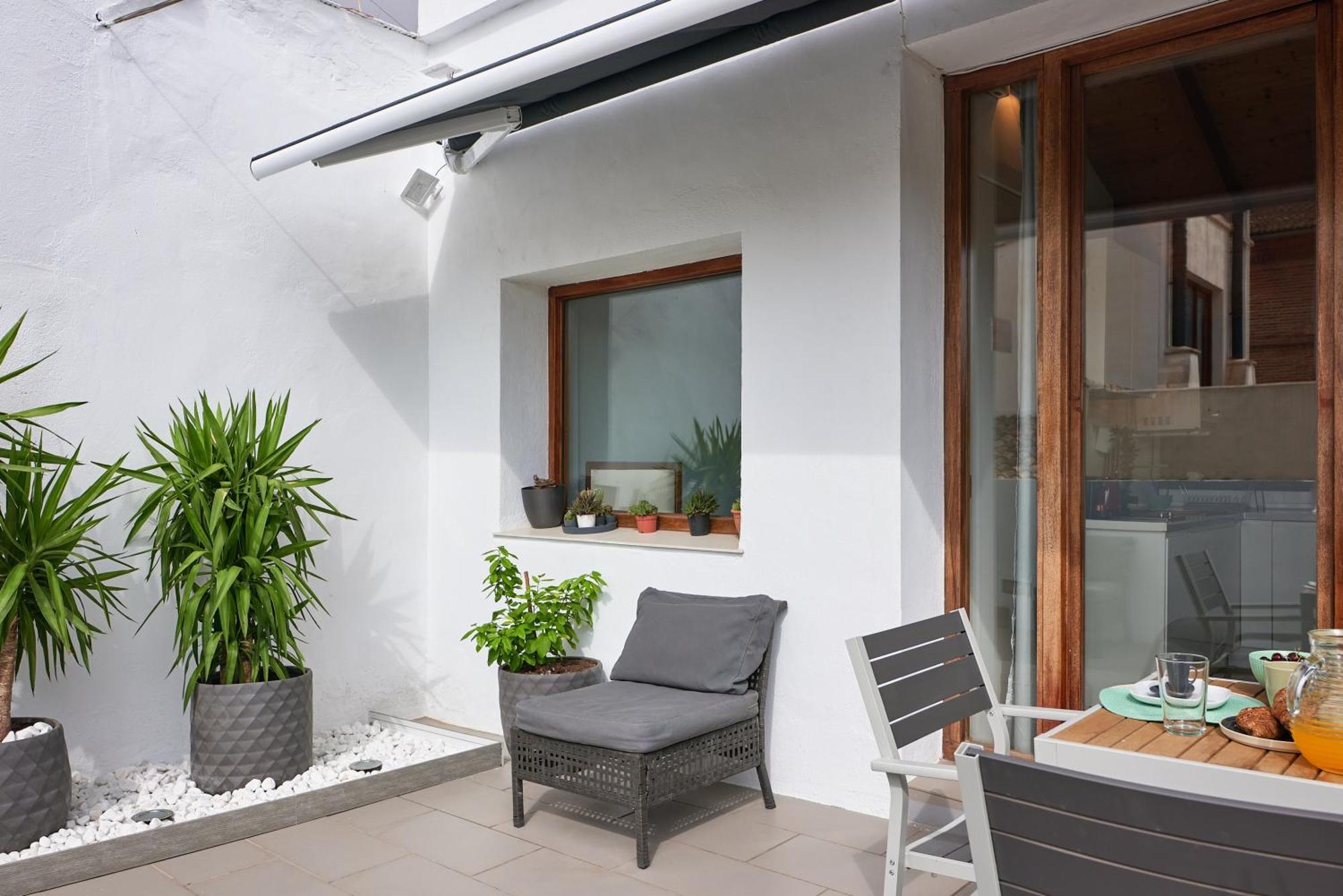 Sunny Cozy Penthouse With A Terrace At Plaza Del Carmen Lejlighed Valencia Eksteriør billede